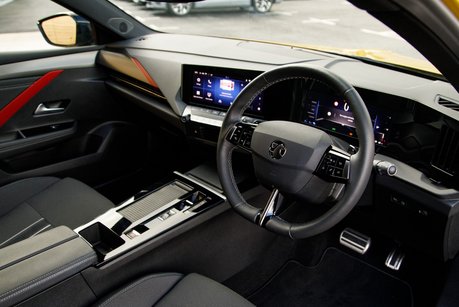 Vauxhall Astra GS LINE PHEV