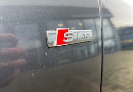 Audi Q5 2.0 TDI QUATTRO S LINE PLUS 18