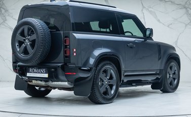 Land Rover Defender 90 D350 X-DYNAMIC HSE 5