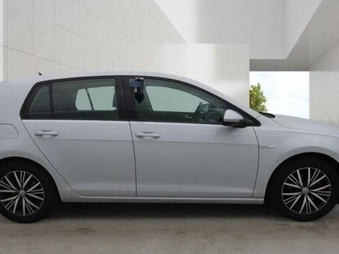 Volkswagen Golf 1.5 TSI EVO SE Nav DSG Euro 6 (s/s) 5dr 3