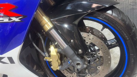 Suzuki GSX-R 2005 28K NEW MOT SERVICED WARRANTY 600CC SUPER SPORT GIXXER 23