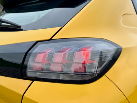 Peugeot 208 PURETECH ACTIVE PREMIUM S/S 52