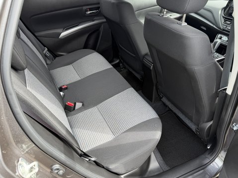 Suzuki S-Cross 1.4 Boosterjet 48V Hybrid Motion 5dr Auto 37