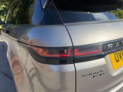 Land Rover Range Rover Evoque 2.0 Range Rover Evoque R-Dynamic S D 4x2 5dr 43