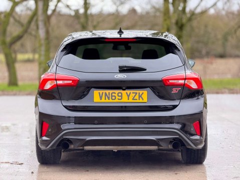 Ford Focus 2.3 Focus ST 5dr 30