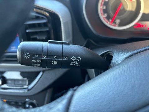 MG MG3 EXCLUSIVE VTI-TECH 28