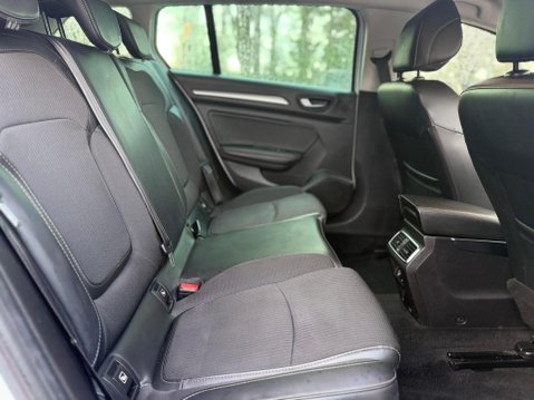 Renault Megane 1.5 Blue dCi Iconic Sport Tourer Euro 6 (s/s) 5dr 13