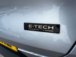 Renault Captur 1.6 Captur Techno E-Tech PHEV Auto 5dr 75