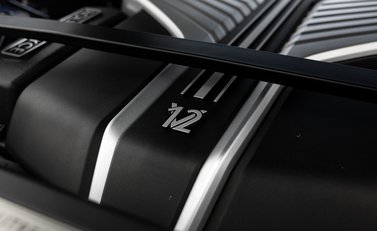 Rolls-Royce Phantom VIII EWB 75