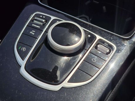 Mercedes-Benz C Class 2.1 C220d Sport Saloon 4dr Diesel G-Tronic+ Euro 6 (s/s) (170 ps) 31
