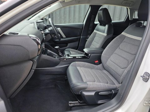 Citroen C4 1.2 PureTech Sense Euro 6 (s/s) 5dr 33