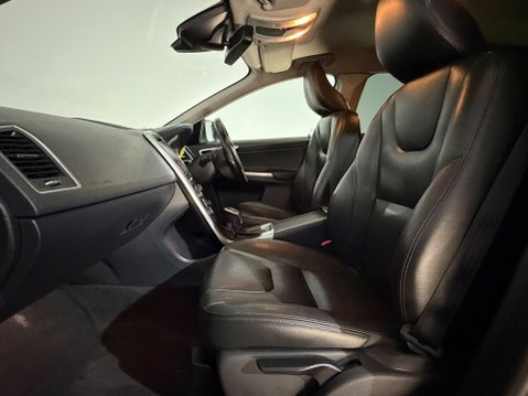 Volvo XC60 D4 SE LUX NAV AWD 18