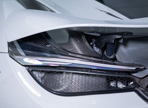 McLaren 720S Performance 39