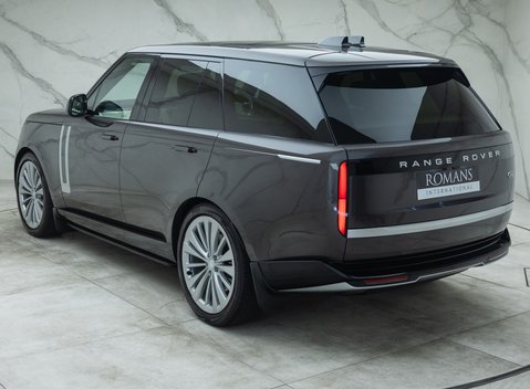 Land Rover Range Rover P530 FIRST EDITION 12