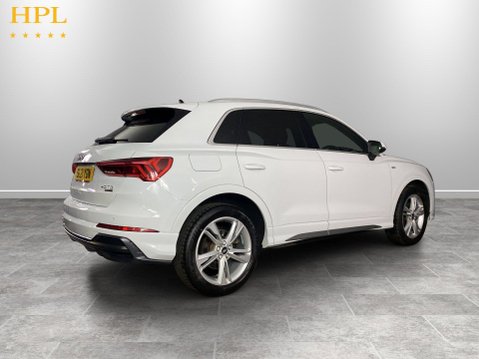 Audi Q3 2.0 TDI 40 S line SUV 5dr Diesel S Tronic quattro Euro 6 (s/s) (200 ps) Par 7