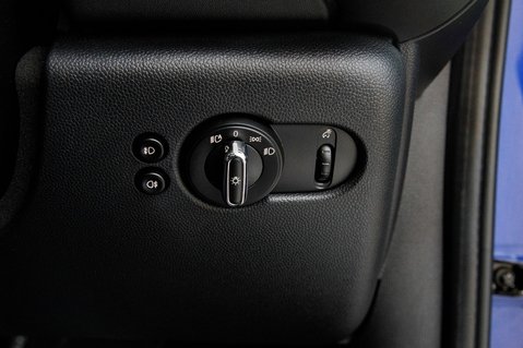 Mini Hatch COOPER S 16