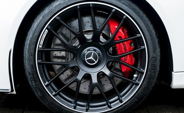 Mercedes-Benz C Class C63 S Coupe 10