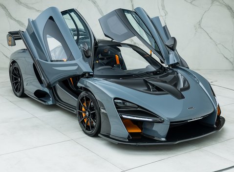McLaren Senna 12
