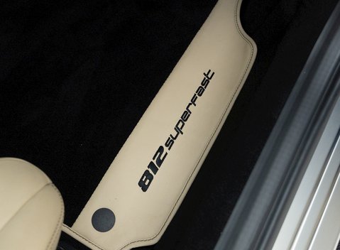 Ferrari 812 Superfast 21