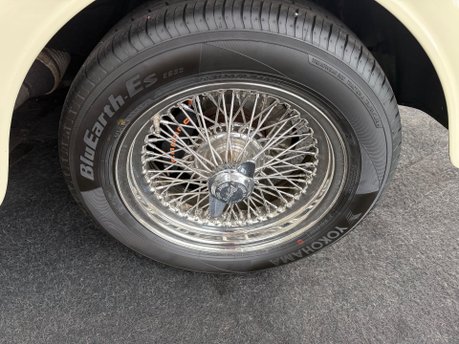 Morgan Plus Four PLUS 4 18