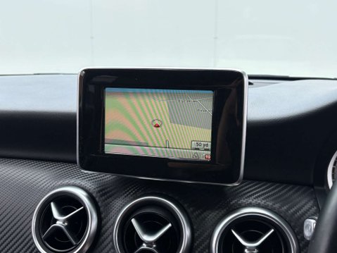 Mercedes-Benz A Class 1.5 A180 BlueEfficiency AMG Sport CDi Auto 5dr 41