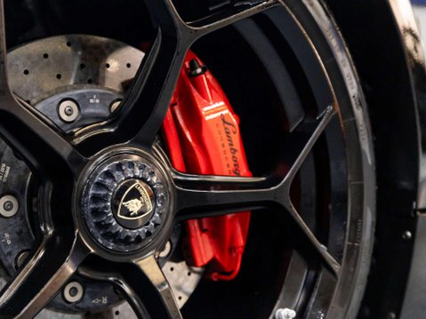 Lamborghini Huracan 5.2 V10 LP 640-4 Performante Spyder LDF 4WD Euro 6 (s/s) 2dr 73