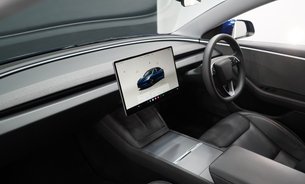 Tesla Model 3 RWD GROK AI Adaptive LEDs Heated & Cooled Seats Panoramic Roof 1 Owner VATQ 20