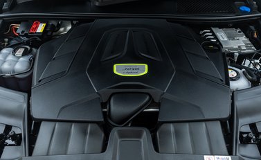 Porsche Cayenne E-Hybrid Coupe 36