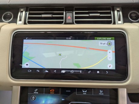 Land Rover Range Rover 3.0 Range Rover Vogue D MHEV Auto 4WD 5dr 58