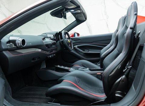 Ferrari F8 Spider 18