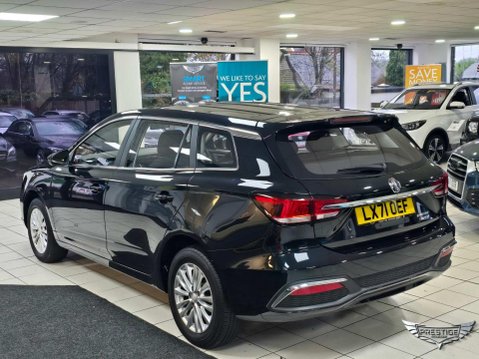 MG MG5 52.5kWh Excite Auto 5dr 5