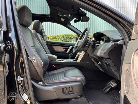 Land Rover Discovery Sport R-DYNAMIC HSE MHEV 13