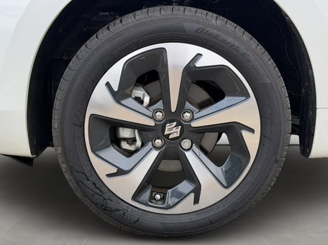Suzuki Swift 1.2 Mild Hybrid Ultra ALLGRIP 5dr 14