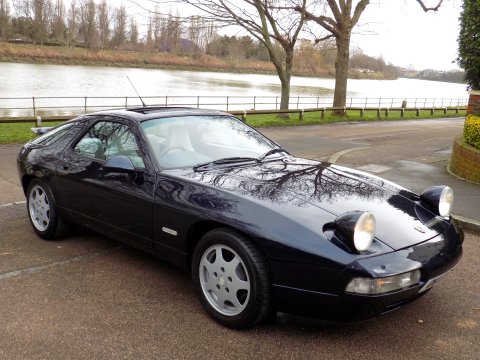 Porsche 928 GT 28