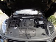 Porsche Macan 2.0T PDK 4WD SUV 62