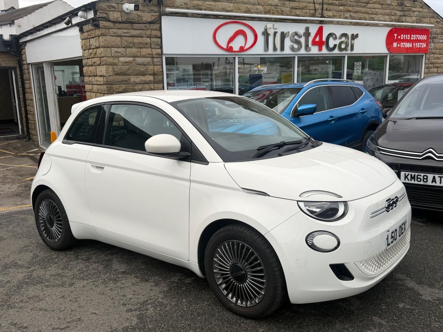 2022 Fiat 500E — image 1