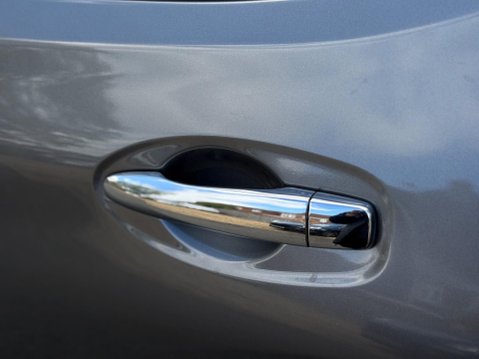 Nissan X-Trail 1.6 dCi Tekna XTRON Euro 5 (s/s) 5dr 26