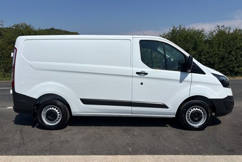 Ford Transit Custom 310 L1 105 ps Base Panel Van - Air Con 10