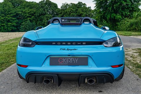 Porsche 718 SPYDER 22