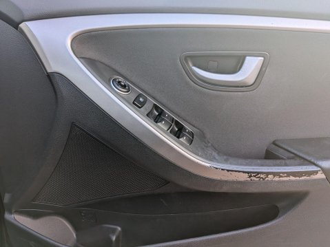 Hyundai i30 1.4 Active Euro 5 5dr 12