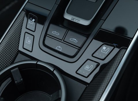 Porsche 911 Turbo S CABRIOLET (992) 29