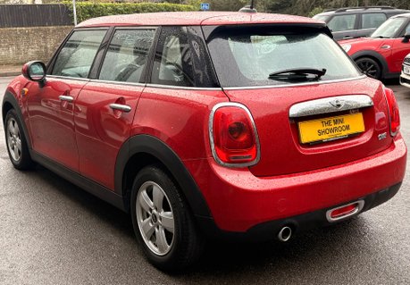 Mini Hatch One 1.2 Pepper 5 door + VISUAL BOOST + CONNECTED 15