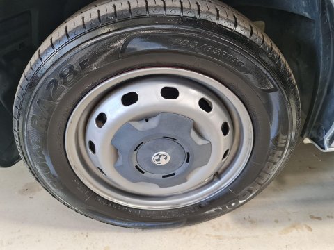Vauxhall Vivaro Part Camper Conversion 31