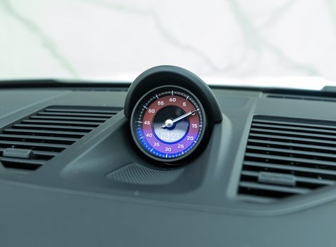 Porsche 911 Targa 4 GTS (992) 18