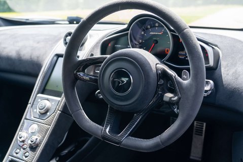 McLaren 650S Coupe 13