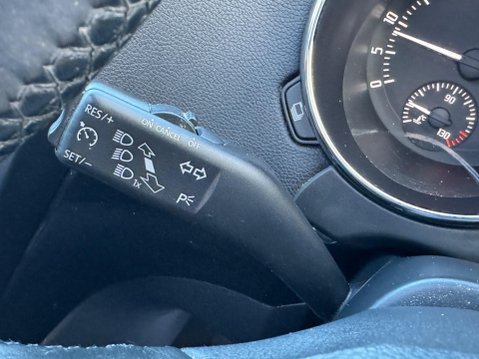 Skoda Yeti 2.0 TDI Laurin & Klement Outdoor DSG 4WD Euro 6 (s/s) 5dr 33