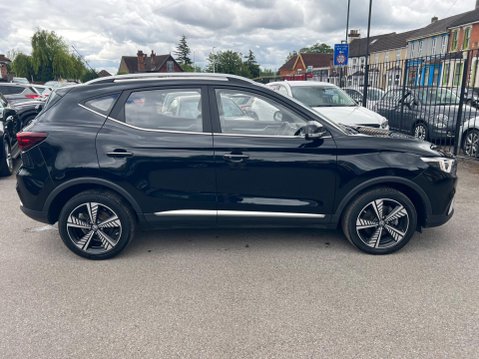 MG ZS 44.5kWh Exclusive Auto 5dr 7