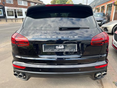 Porsche Cayenne DIESEL 4.2 V8 S TIPTRONIC S 27