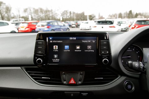 Hyundai i30 T-GDI FASTBACK N LINE PLUS NAV 26