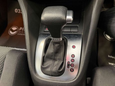 Volkswagen Golf 1.4 TSI SE DSG Euro 5 5dr 10